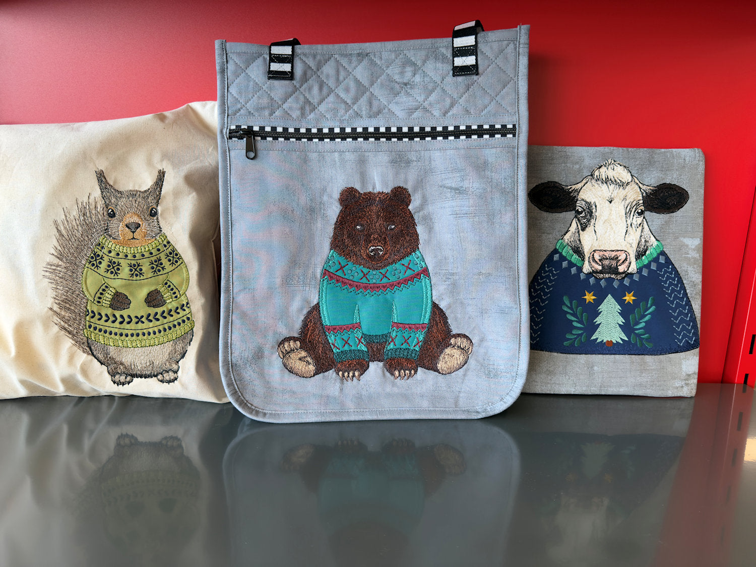 Sweater Weather Stitching - Animals & Bags with Tim & Leslie (Embroidery Technique of the Month - Nov 2 & 3)