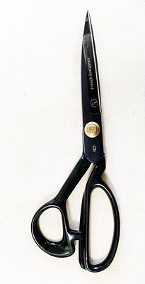 French European 9" Scissors