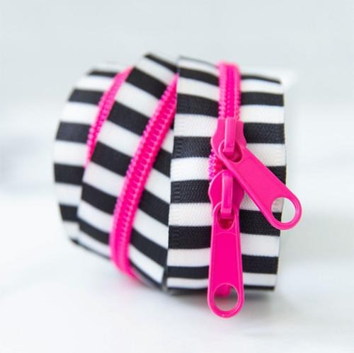 Black & White 30" Zipper Pink
