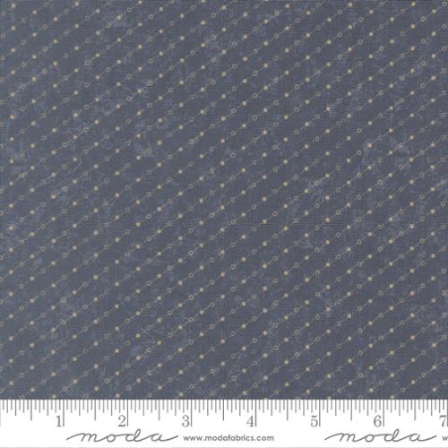 Bluebirds Nest Mid Blue Dots