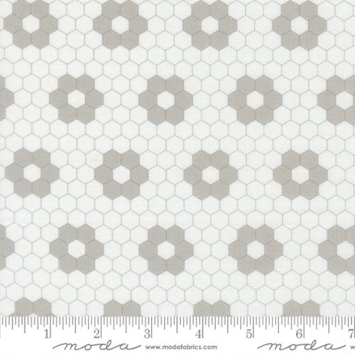 Cat Named Stitch Cream Grey Quilted Blenders