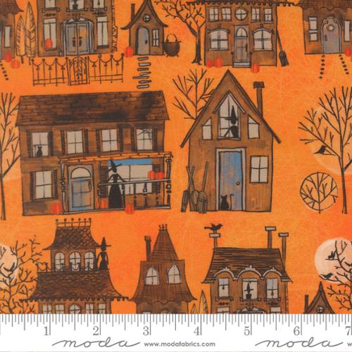 Coven Pumpkin Witch Village