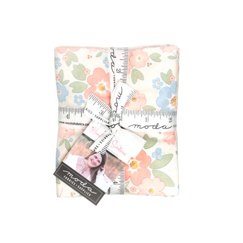 Handmade Sweetness 33 Fat Quarters