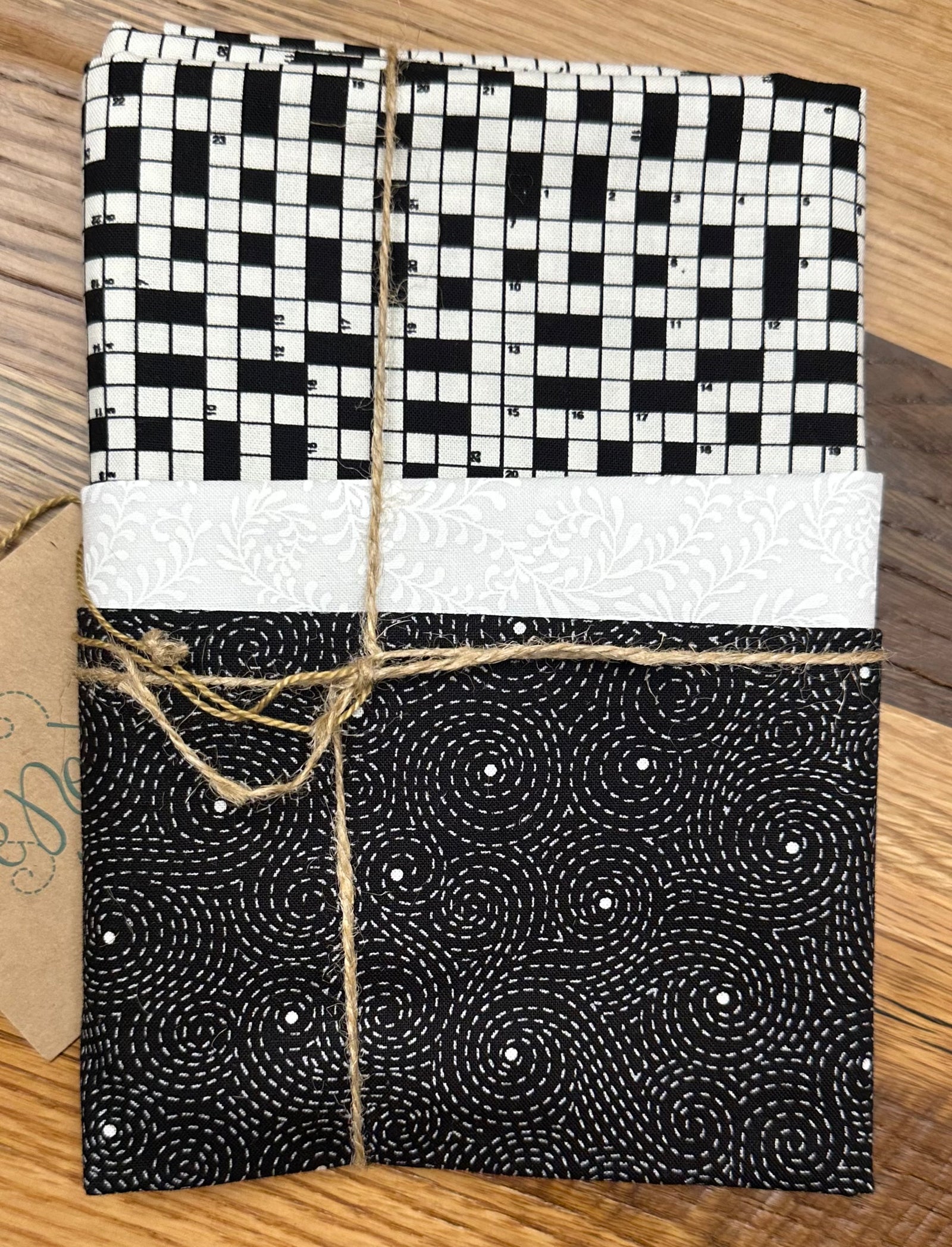 Crossword Pillow Case Kit