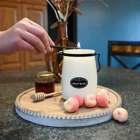 Honeyed Apricot Candle | 22 oz Butter Jar