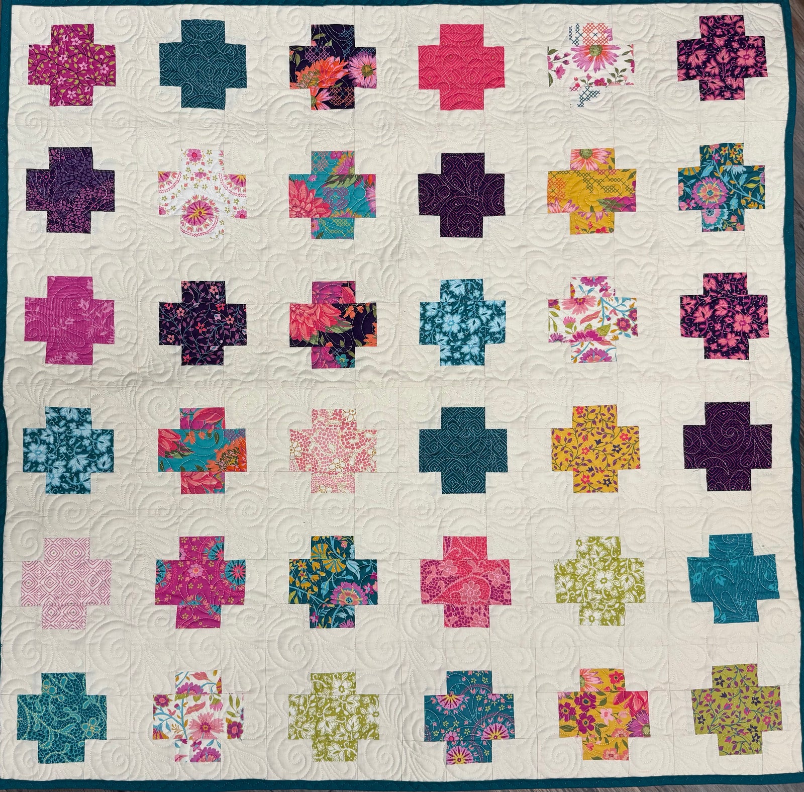 Confetti Kit, 36.5" x 36.5, Pattern & Binding Included