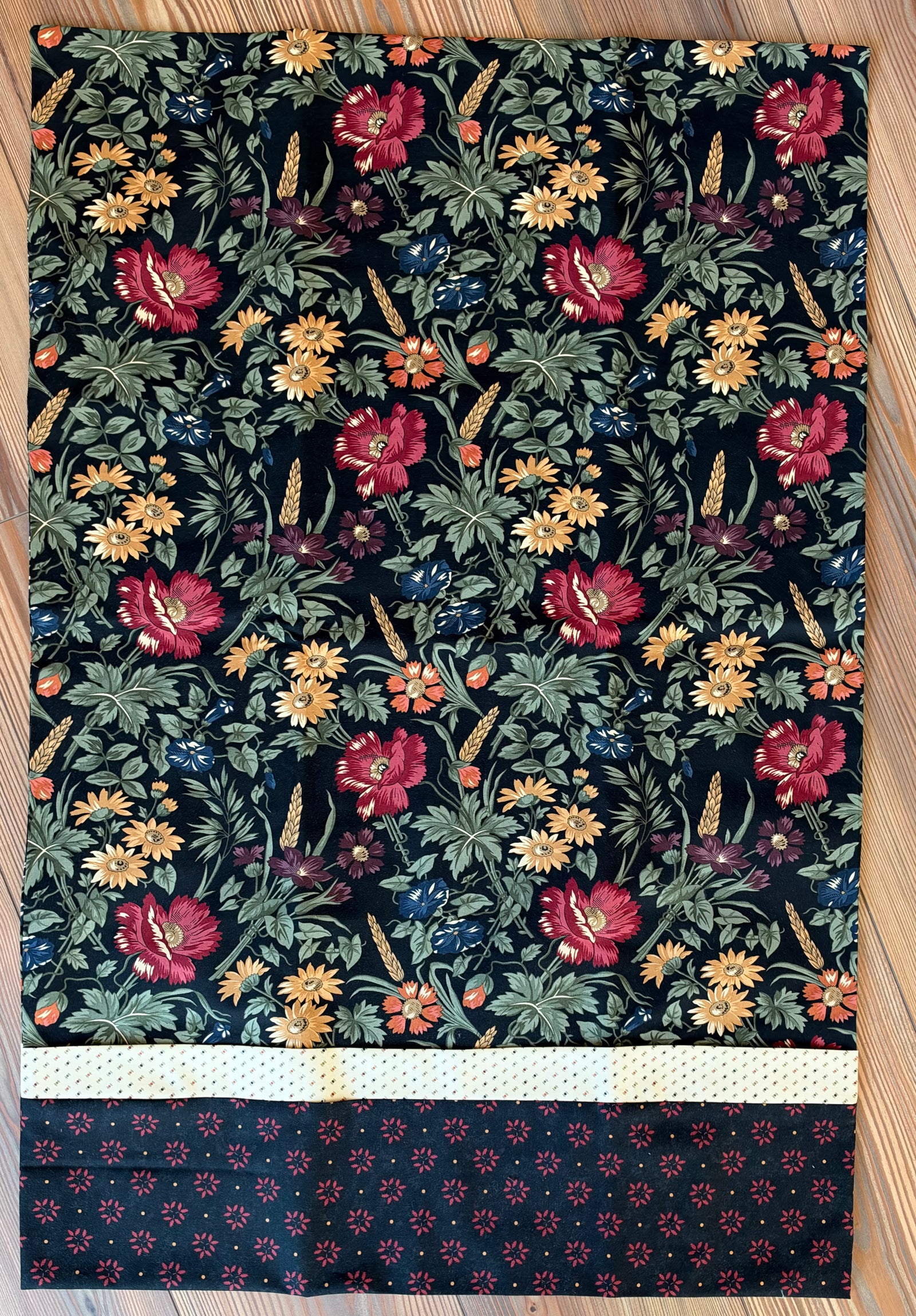 Wheatland Pillowcase Kit, Includes pattern