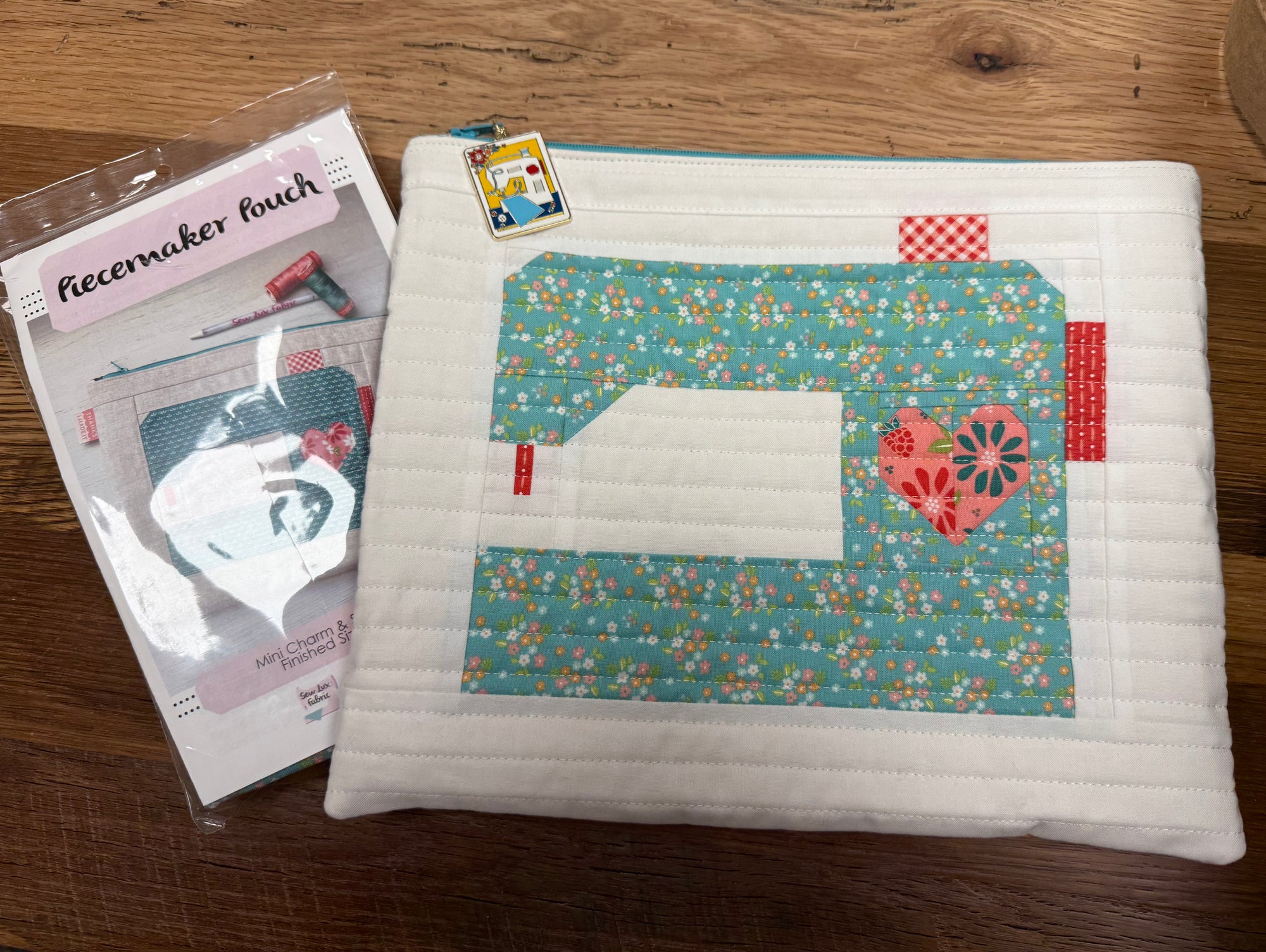 Piecemaker Pouch Kit, 10" x 12", Pattern Included (batting & zipper charm sold separately)