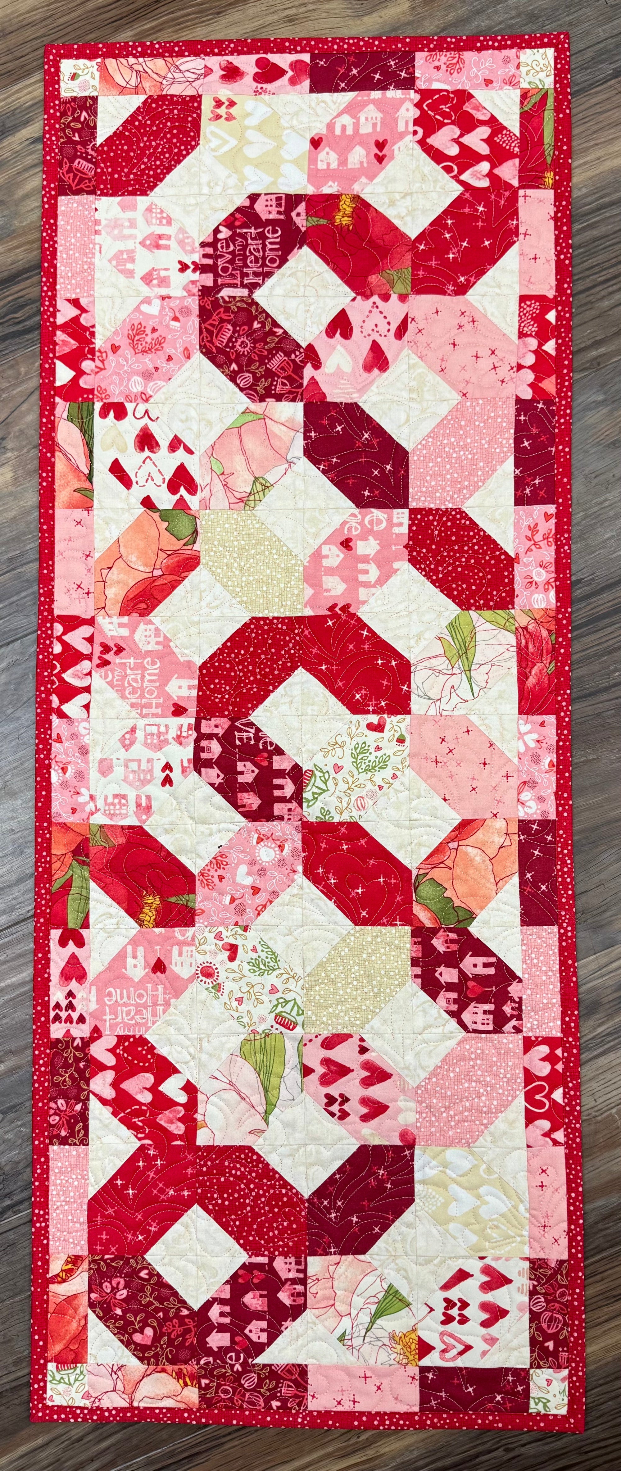 Cobblestone Courtyard Kit, 15" x 39", Pattern & Binding Included