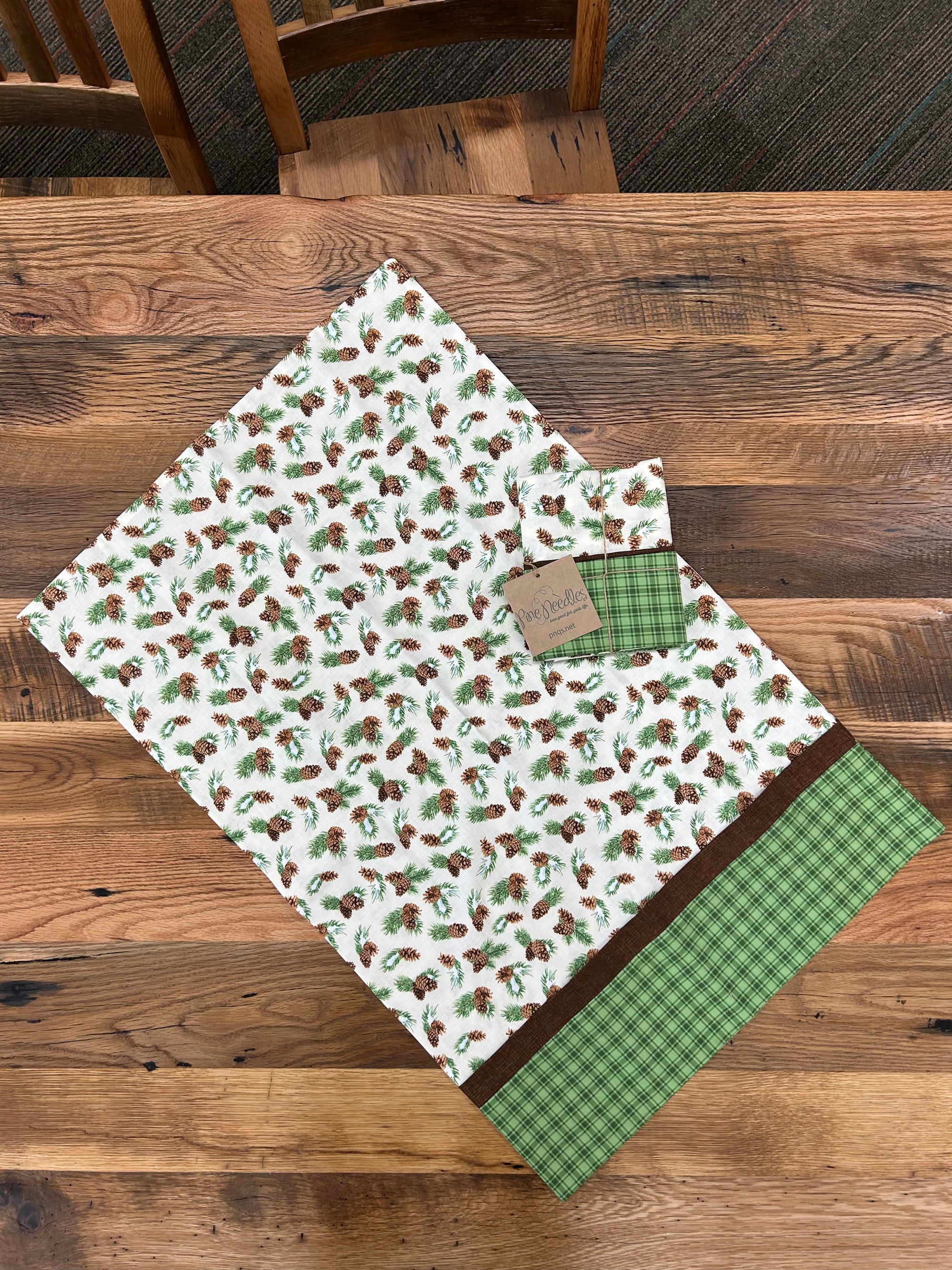 Pinecone Pillow Case Kit