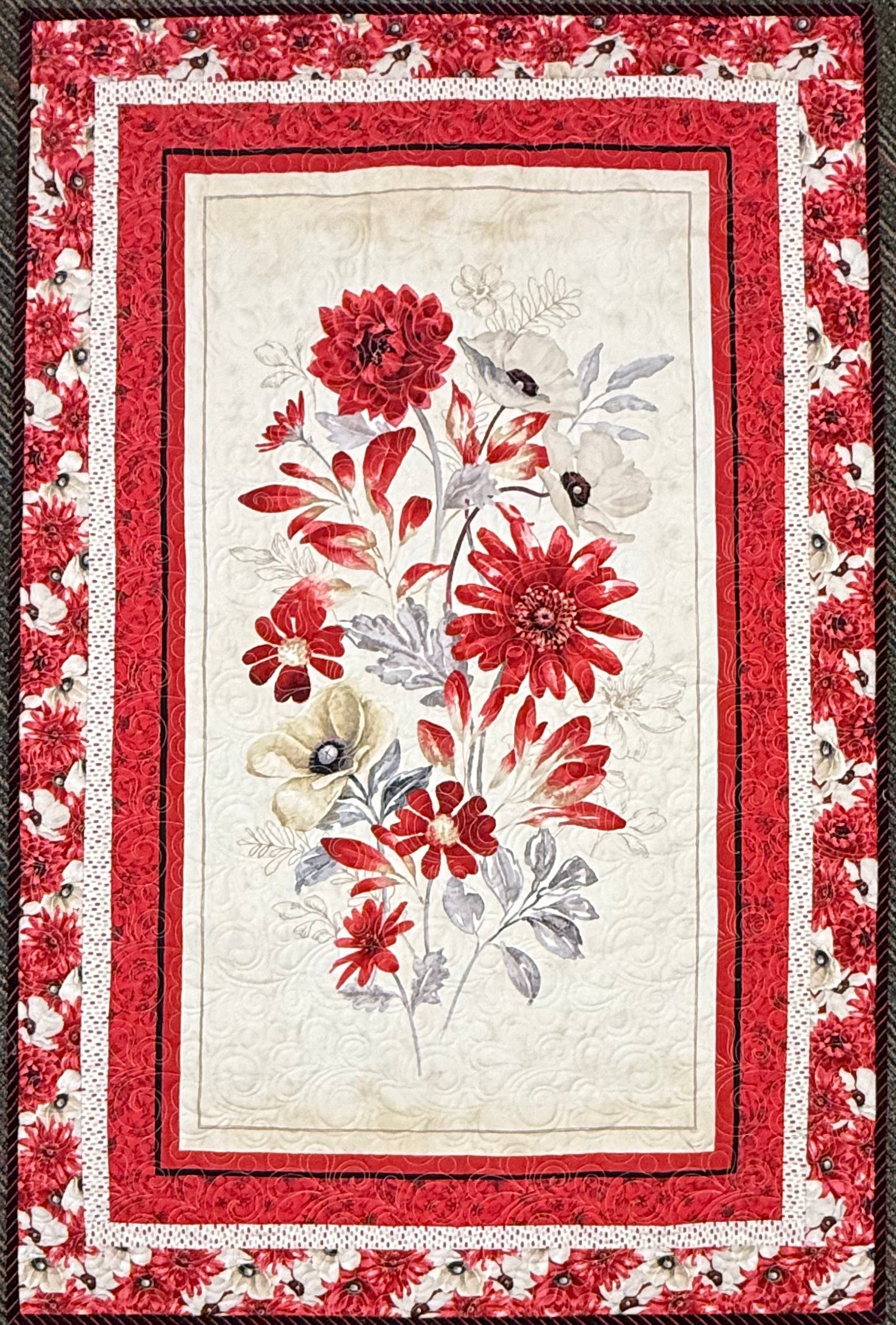 Scarlet Dreams 1-2-3 Kit, 36" x 55", Binding Included