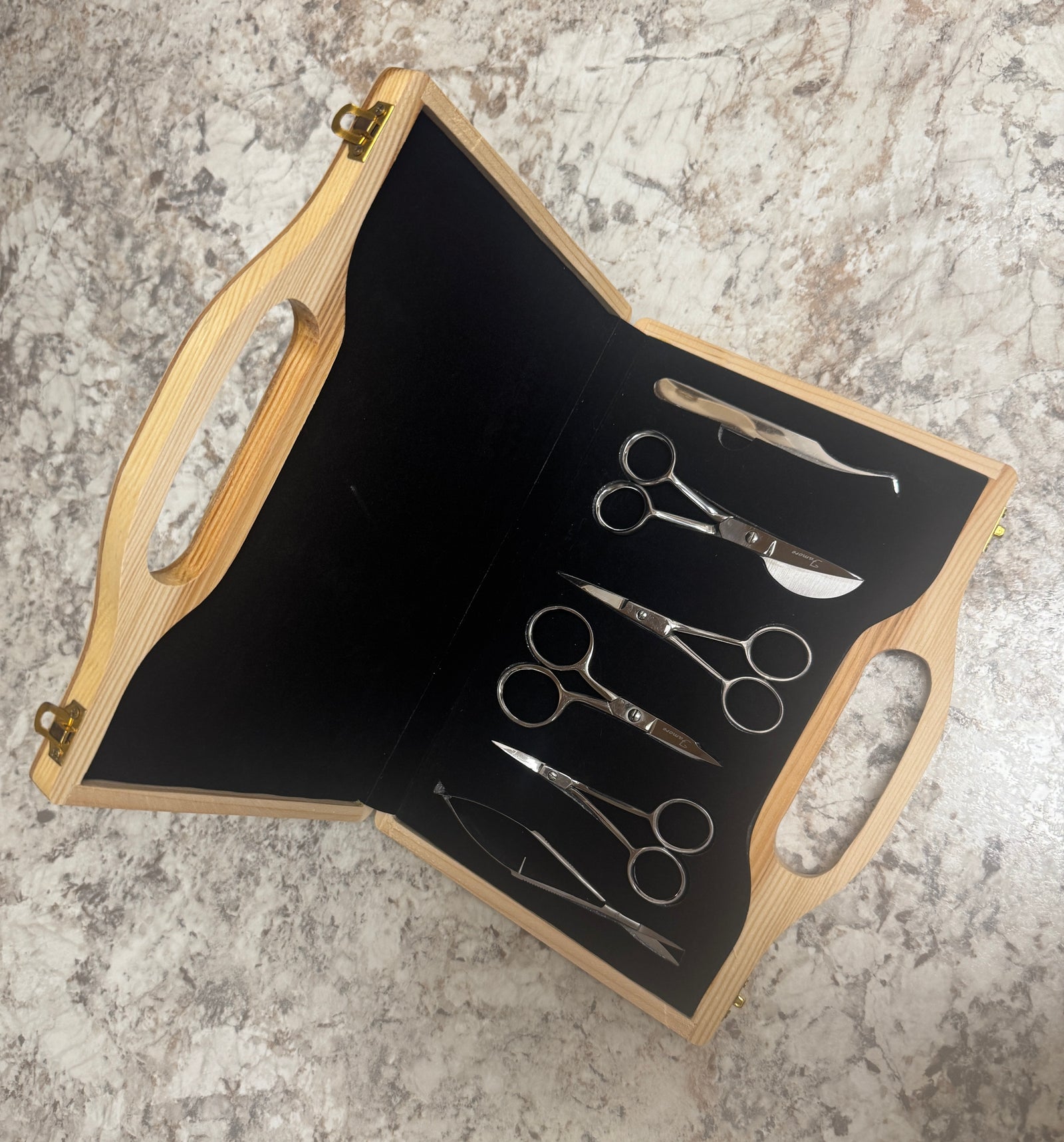 PNQS Collectible Wooden Scissor Set