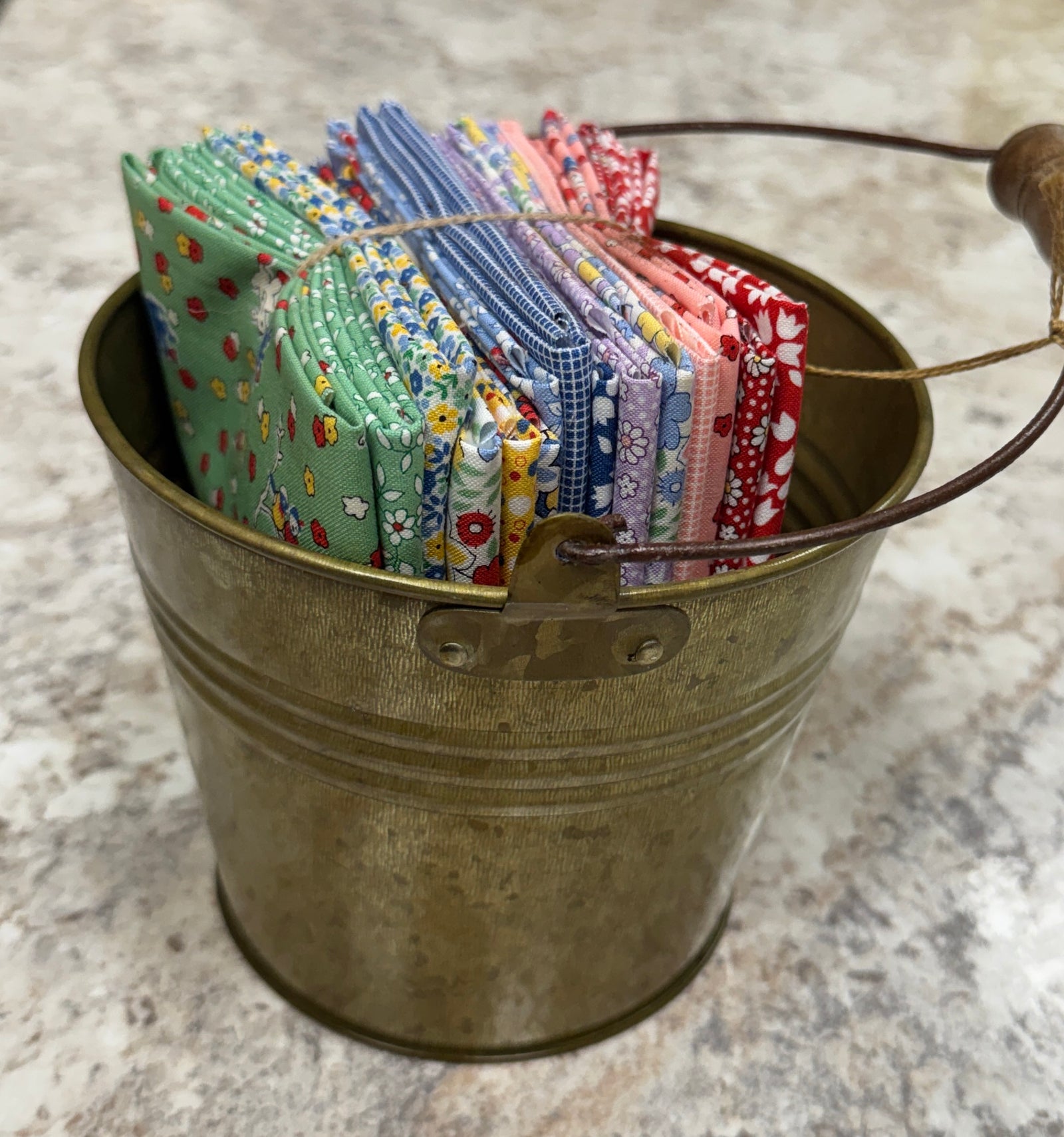 30's Playtime 15 Fat Quarters