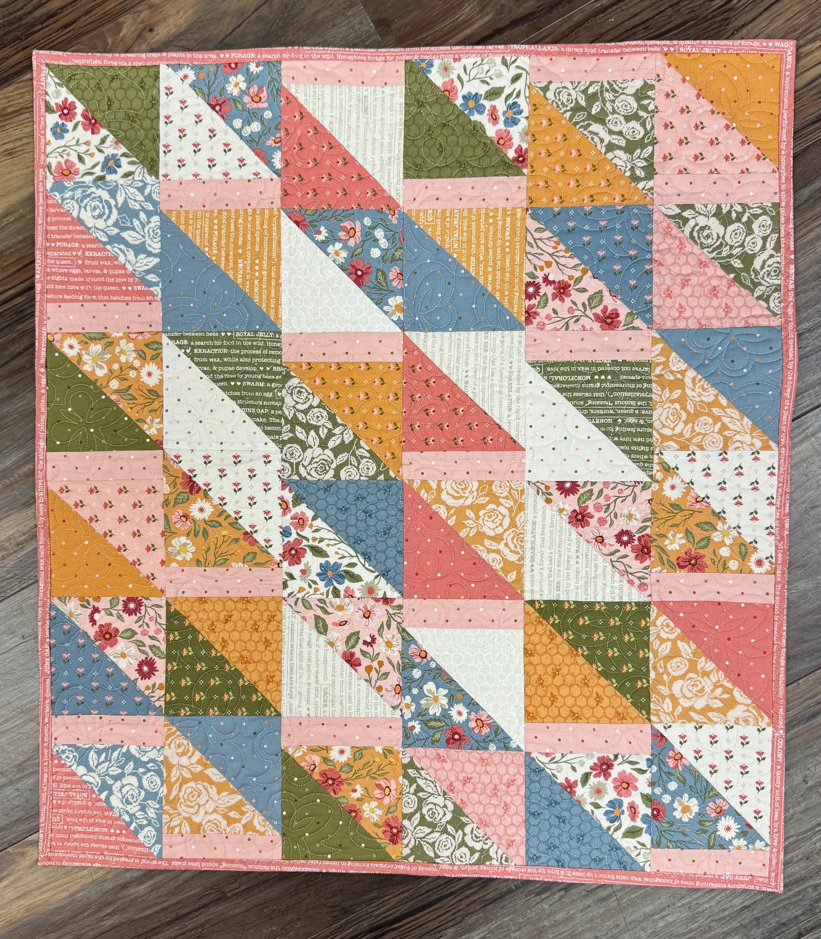 Simply Charming Club Splits Kit, 24.5" x 27.5", Pattern & Binding Included