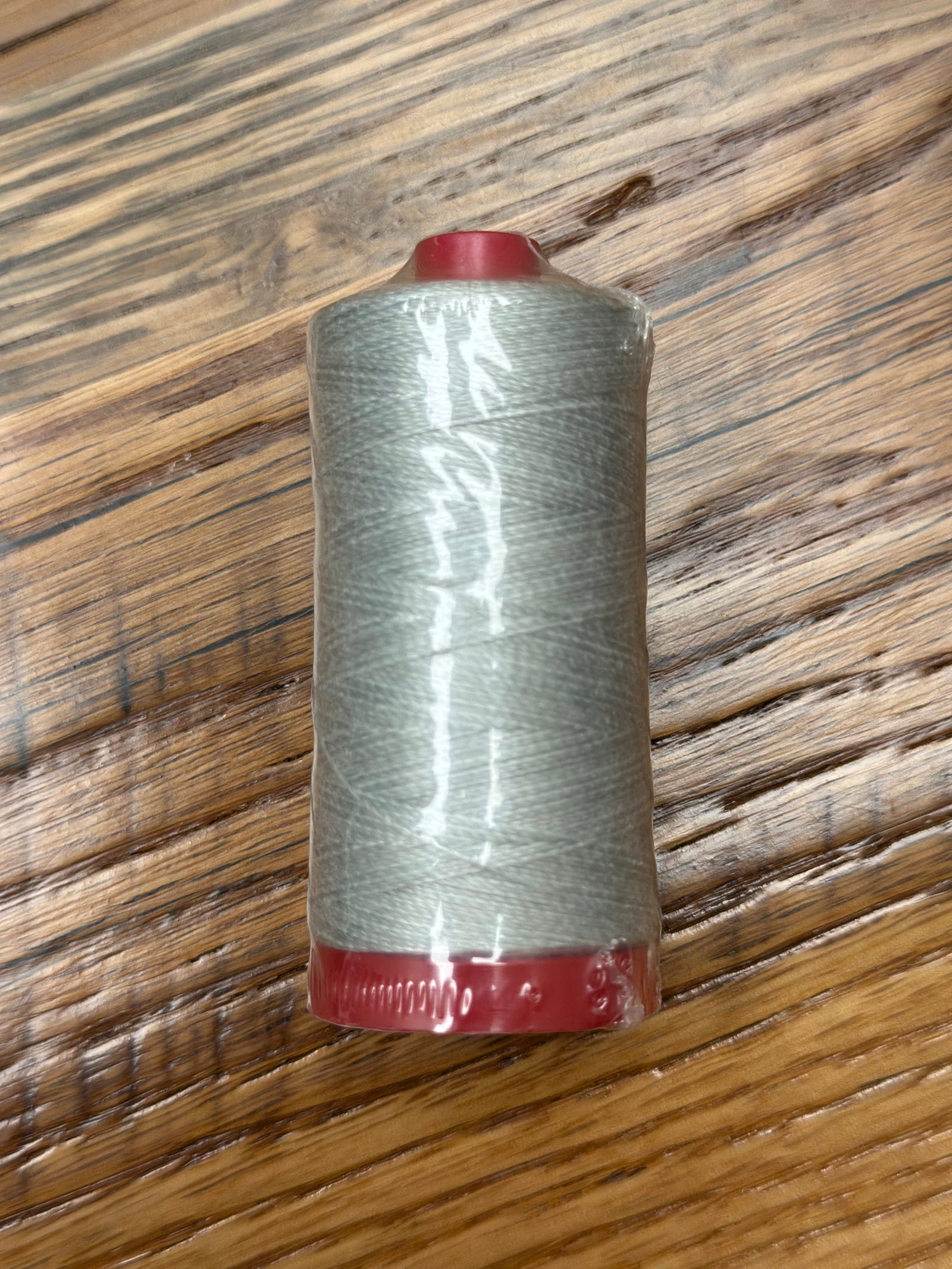 Aurifil 1422yds Gray