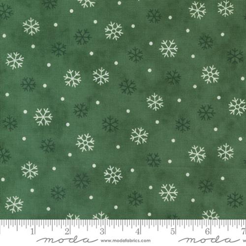 Pine Green Snowflake Toss